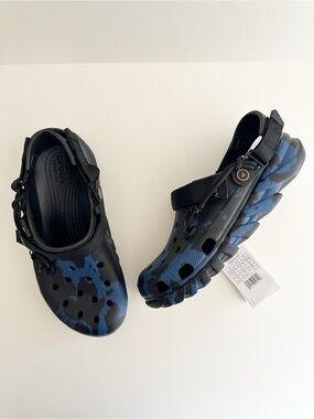 Post Malone x Crocs NWT Duet Max Clogs featuring a black blue urban camo pattern